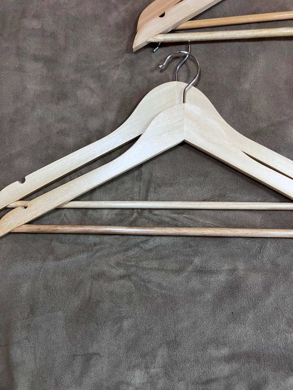 Wood Hangers Set of 7 with slip resistant notch for dresses to suits to blouses